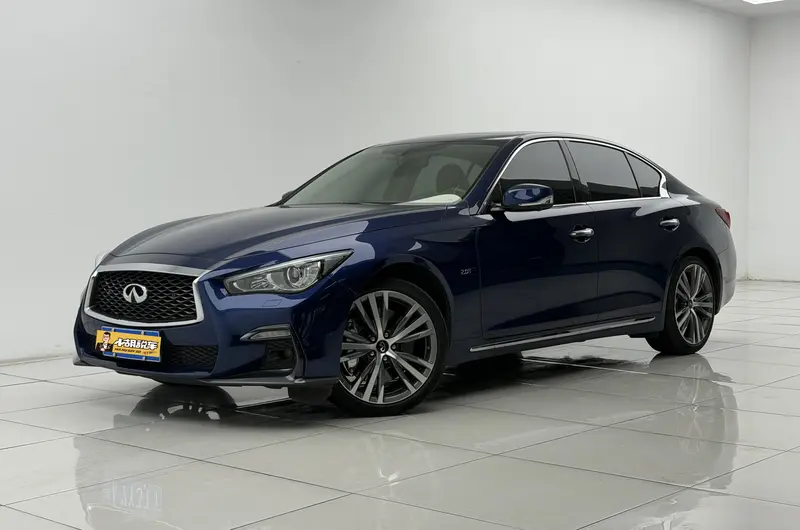 Infiniti Q50L