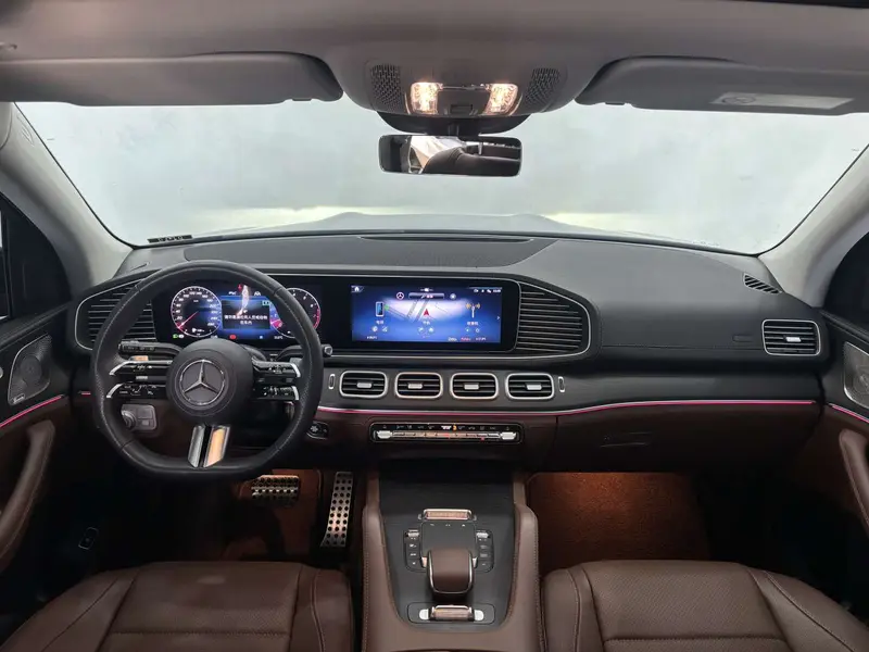 Mercedes-Benz GLS — фото 13