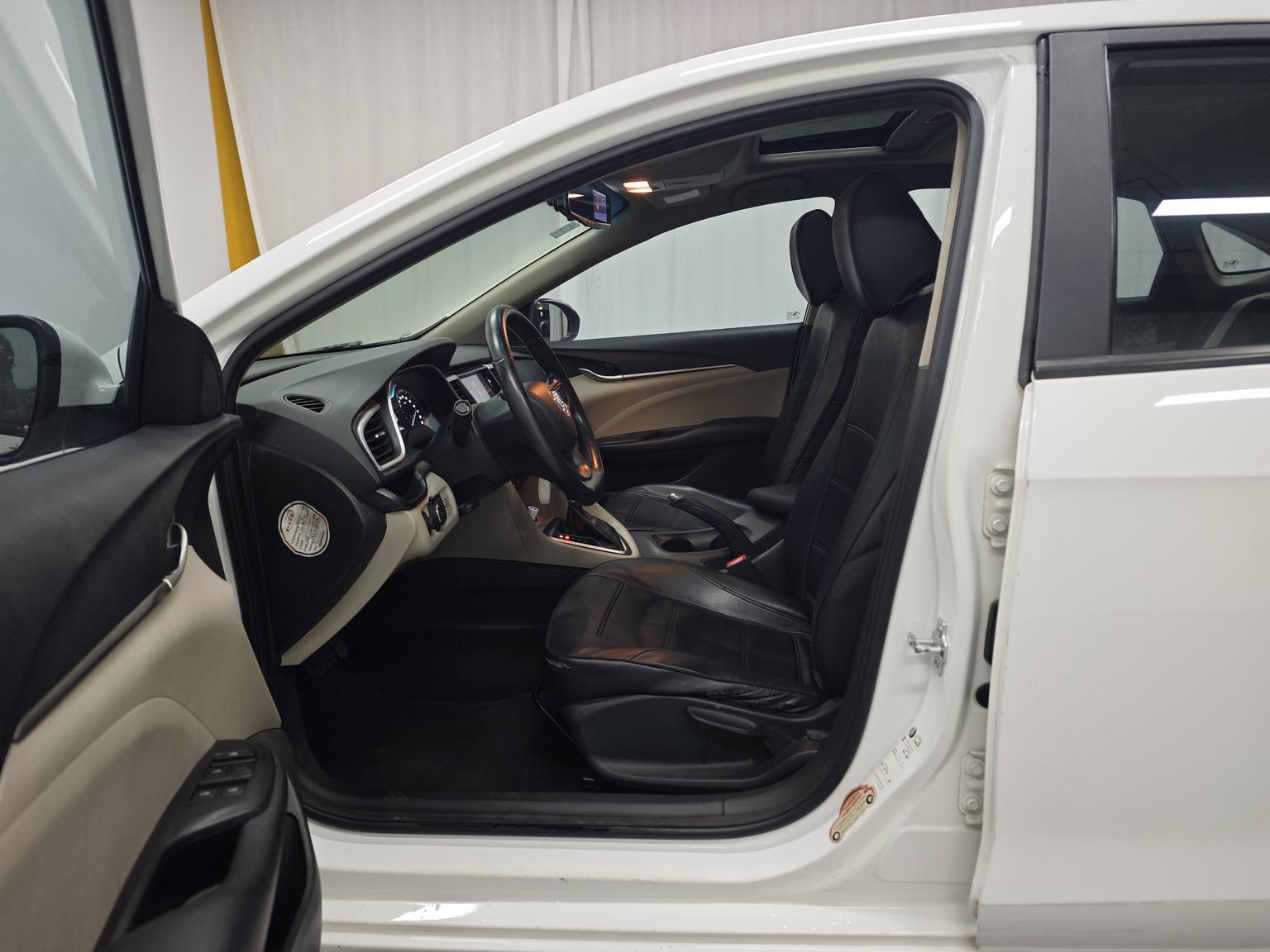 Buick Excelle — фотографии объявления, Фото 13