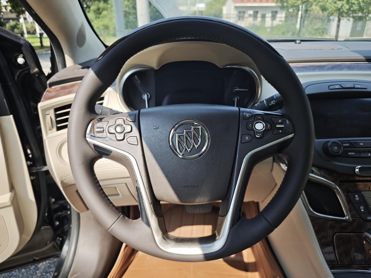 Buick LaCrosse — фотографии объявления, Фото 17