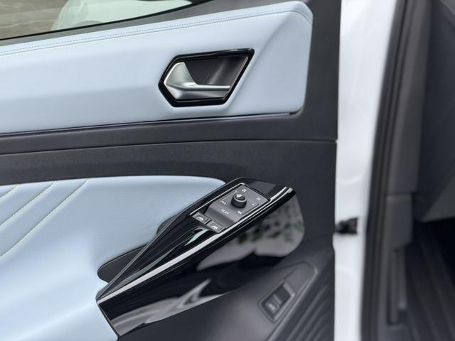 Volkswagen ID.4 X id 4392041 из Китая 15