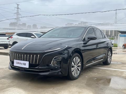 Hongqi E-QM5