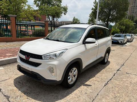 Wuling Hongguang S3