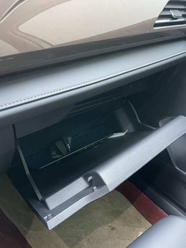Volkswagen Tuyue id 4387370 из Китая 8