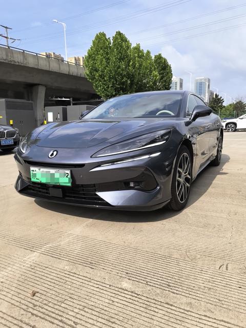 DENZA Z9 DM, 2024 год