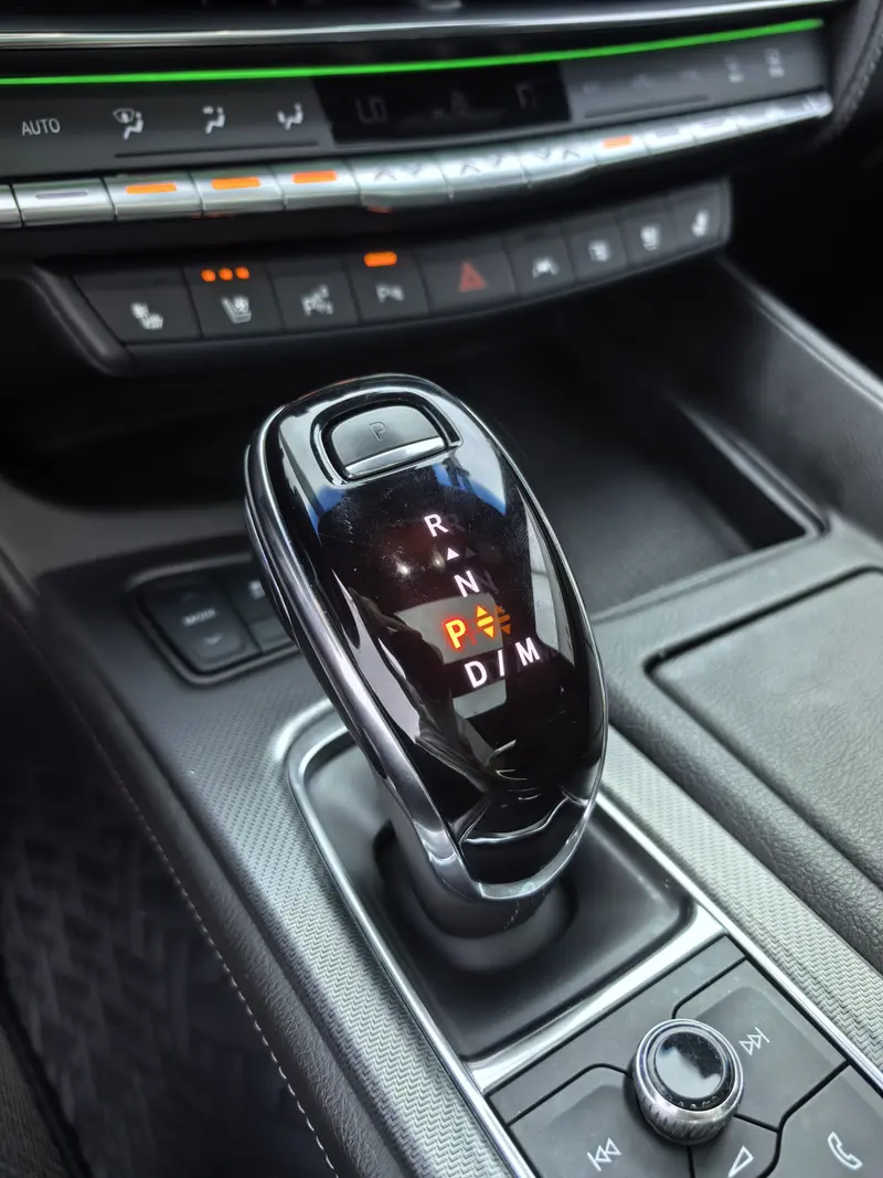 Cadillac CT5 — фото 14