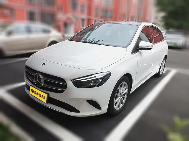 Mercedes-Benz B-Class — фото 1