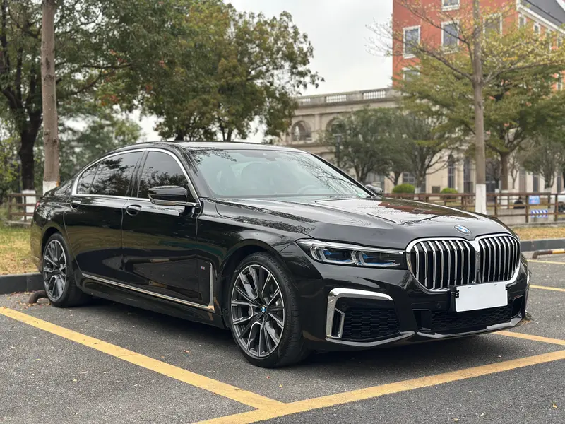 BMW 7 Series — фото 3
