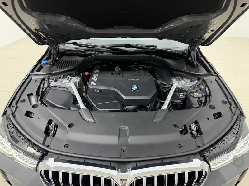 BMW 6 Xi Gt — фото 10