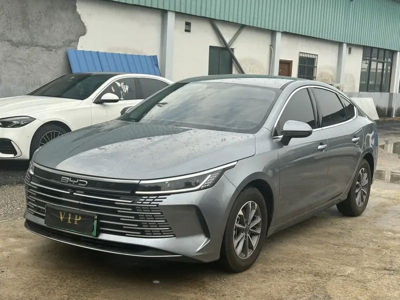 BYD Destroyer 05 DM-i 55 KM Luxury