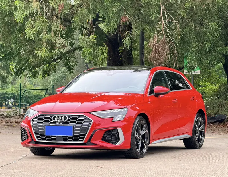 Audi A3 — фото 1