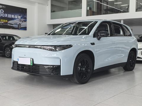 Leapmotor C10
