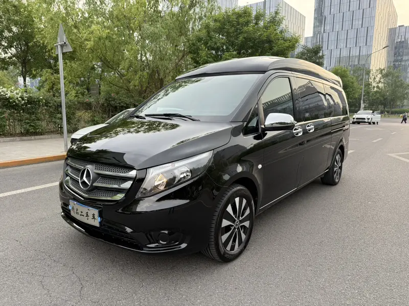 Mercedes-Benz Vito — фото 1