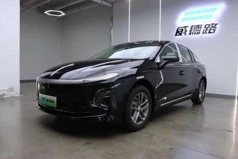 Hongqi E-QM5