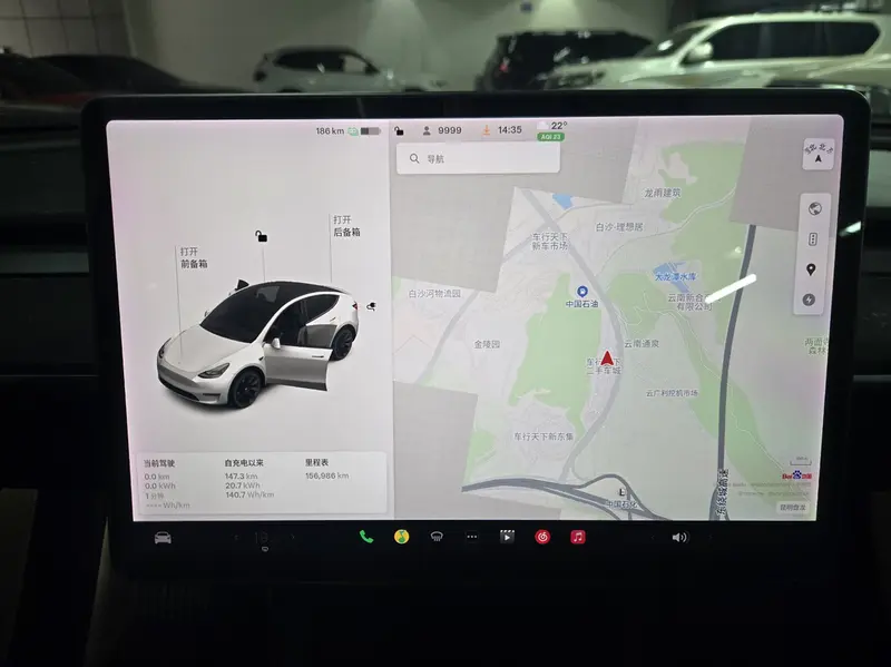 Tesla Model Y — фото 6