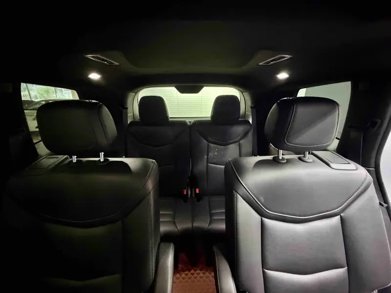 Cadillac XT6 — фото 14