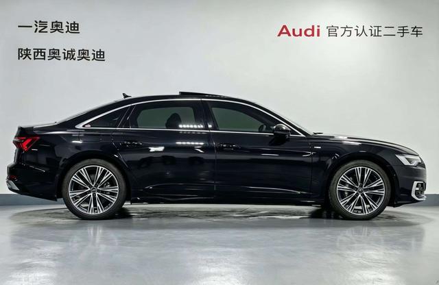Audi A6L id 4368287 из Китая 7