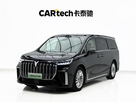 VOYAH Dreamer PHEV
