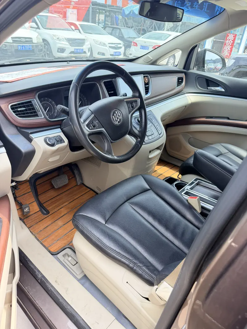 Buick GL8 25S комфорт V — фото 6