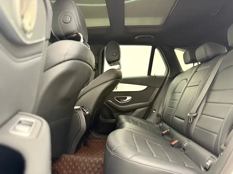 Mercedes-Benz GLC 200 4MATIC — фото 12