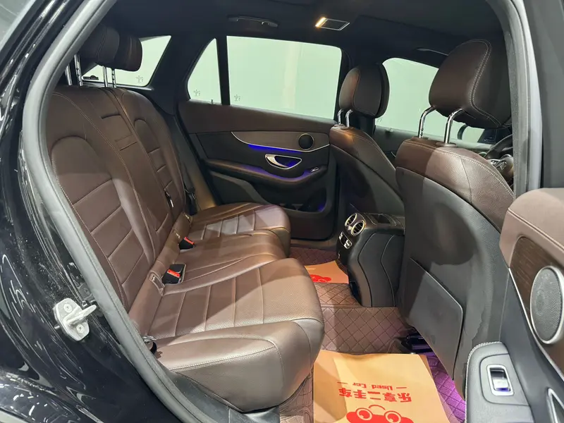 Mercedes-Benz GLC 260 L 4MATIC люкс — фото 16