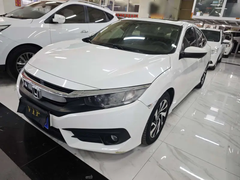 Honda Civic — фото 1