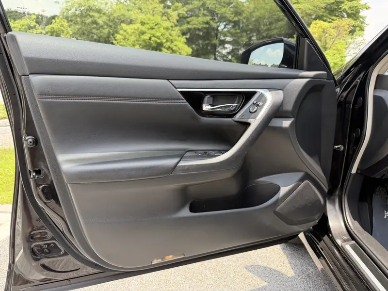 Nissan Teana 2.0L XL — фото 15