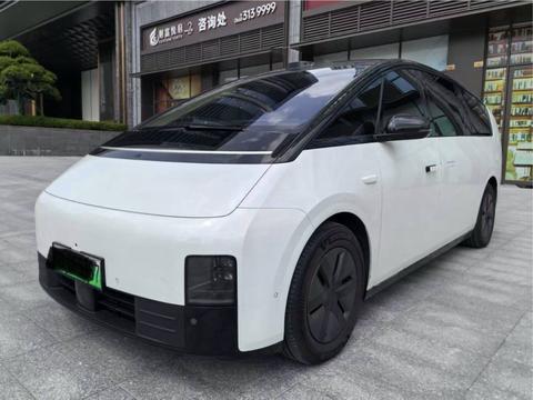 Li Auto MEGA