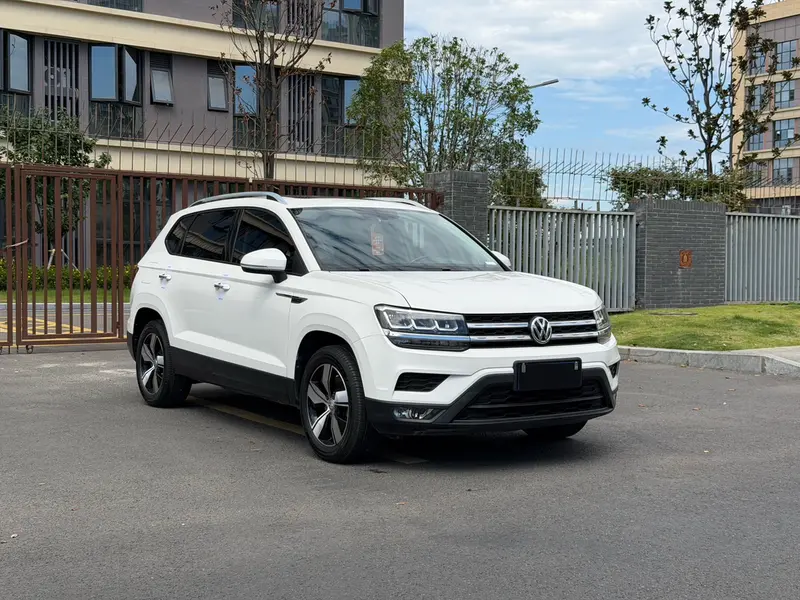 Volkswagen Tharu — фото 3