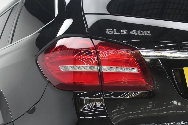 Mercedes-Benz GLS — фото 10