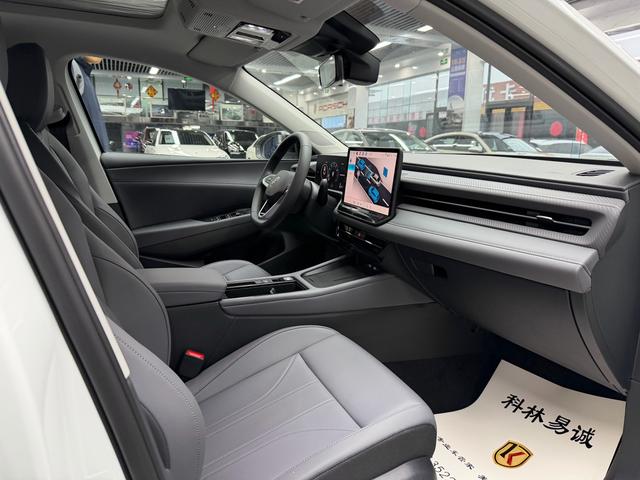 Volkswagen Lavida id 4392370 из Китая 12