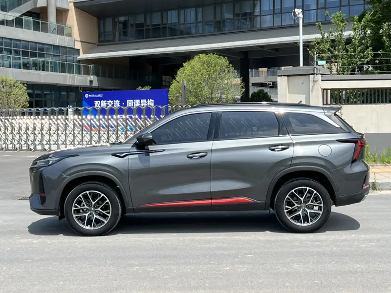 Changan CS 75 PLUS 1.5 T AT — фото 4