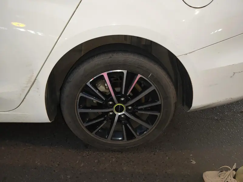 Roewe i5 — фото 20