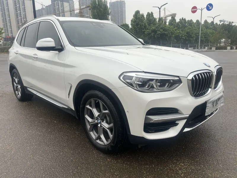 BMW X3 — фото 3