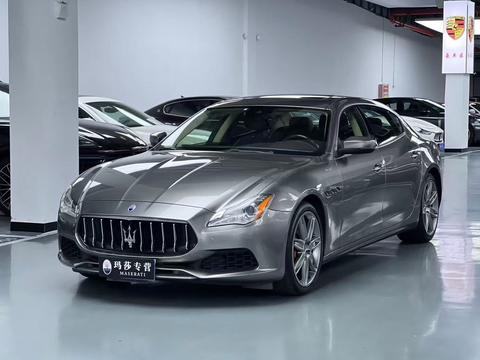 Maserati Quattroporte
