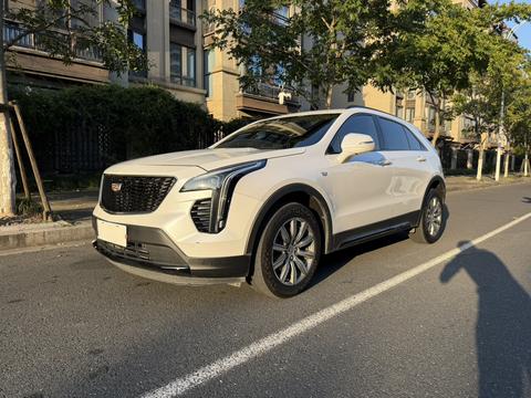 Cadillac XT4