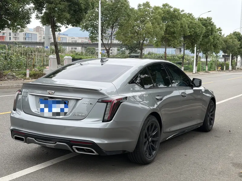 Cadillac CT5 — фото 6