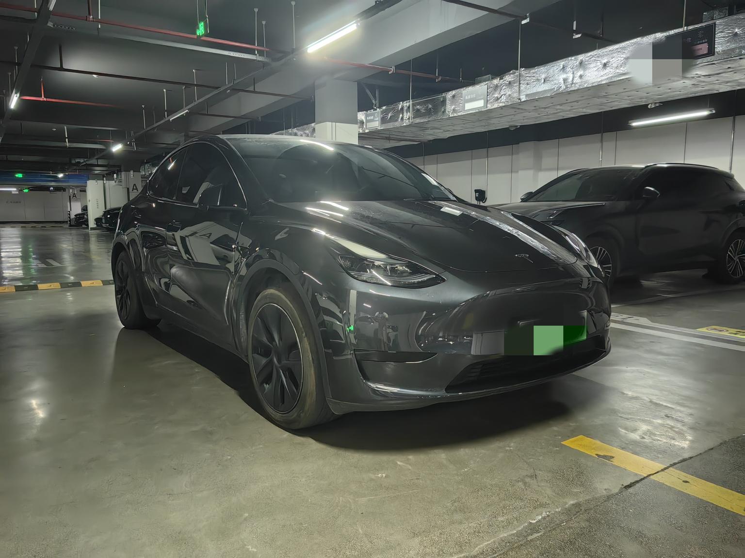 Tesla Model Y: фотография 3 из 9