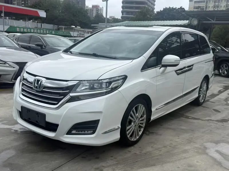 Honda Elysion 2.4 L