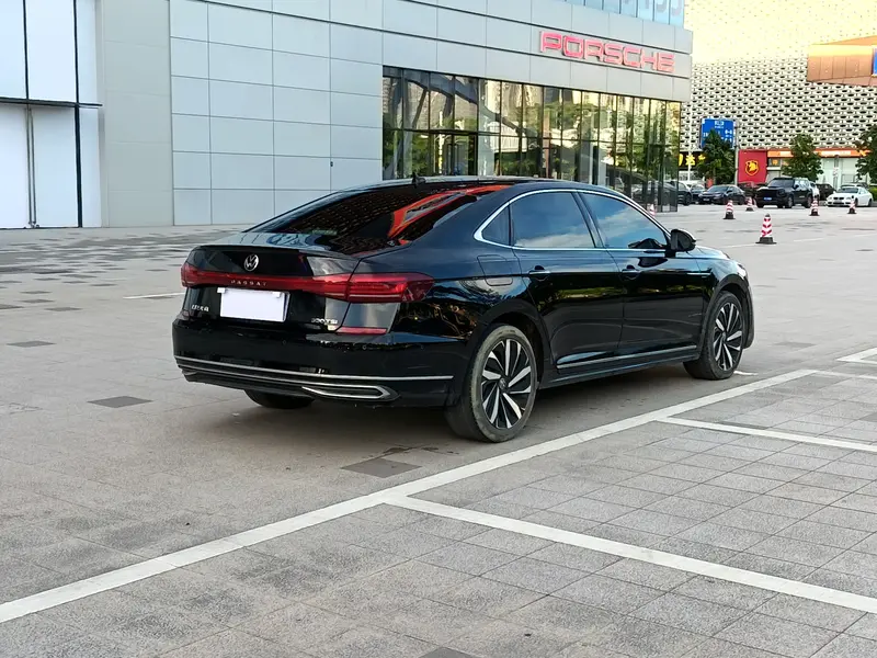 Volkswagen Passat — фото 5