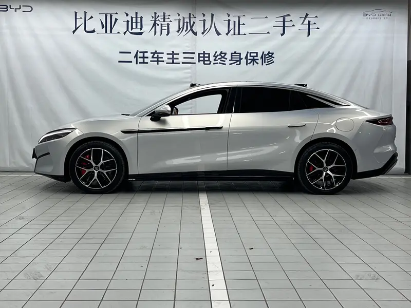 BYD Han L — фото 3