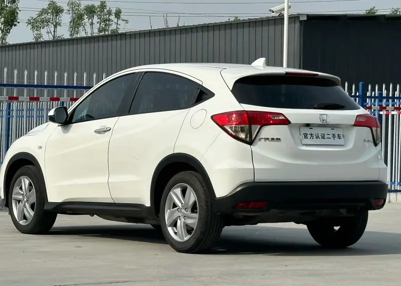 Honda Vezel — фото 4