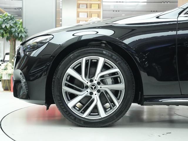 Mercedes-Benz E-class id 4387596 из Китая 8
