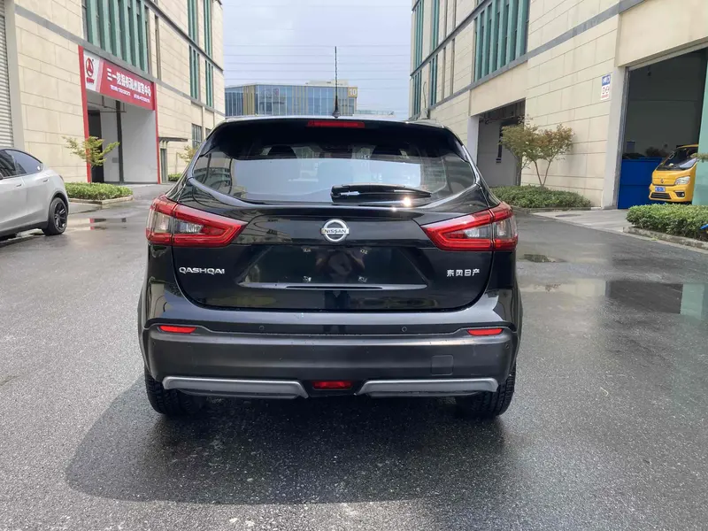 Nissan Qashqai — фото 5