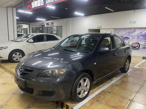 Mazda 3, 2010 год