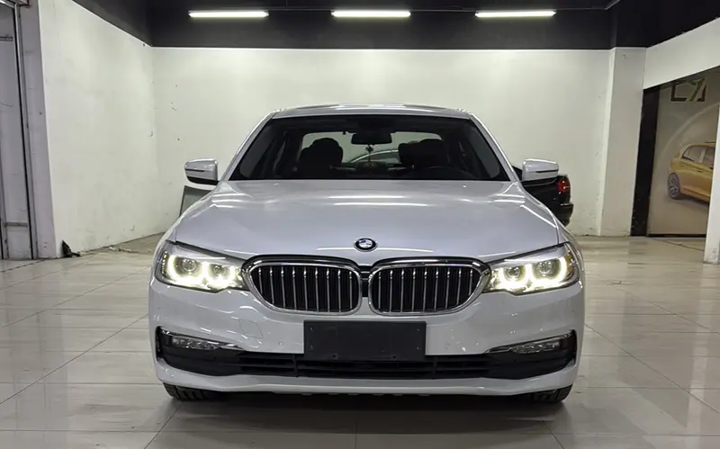 BMW 5 Series — фото 2
