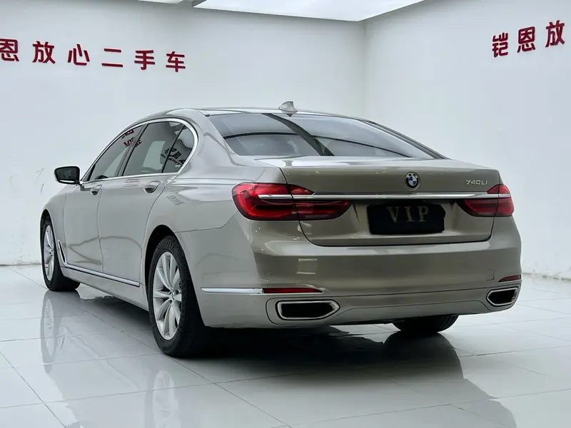 BMW 7 Series 730Li люкс — фото 4