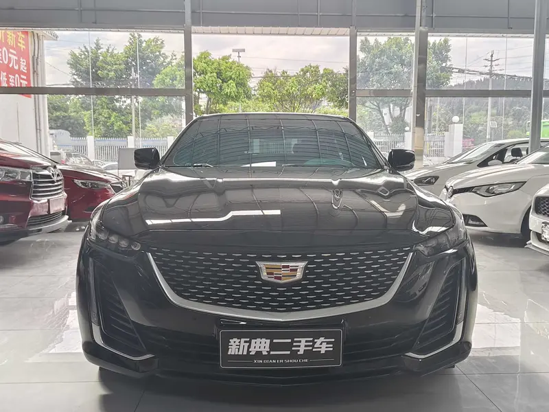 Cadillac CT5 — фото 2