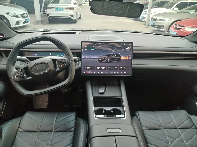Lynk&Co Lynk & Co 10 EM-P 240 4 WD Ultra H 5 — фото 8