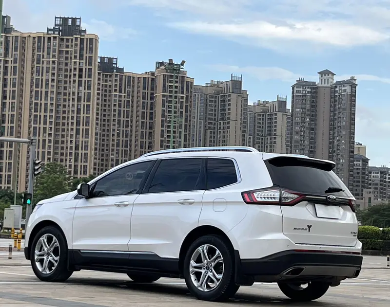 Ford Edge Eco Boost 245 2 WD 7 V — фото 4